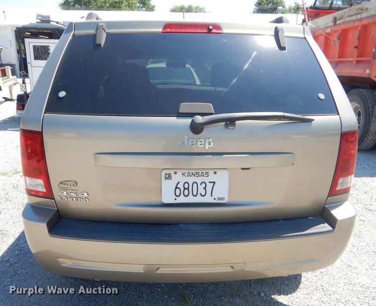 image for item FC9763 2006 Jeep Grand Cherokee Laredo SUV