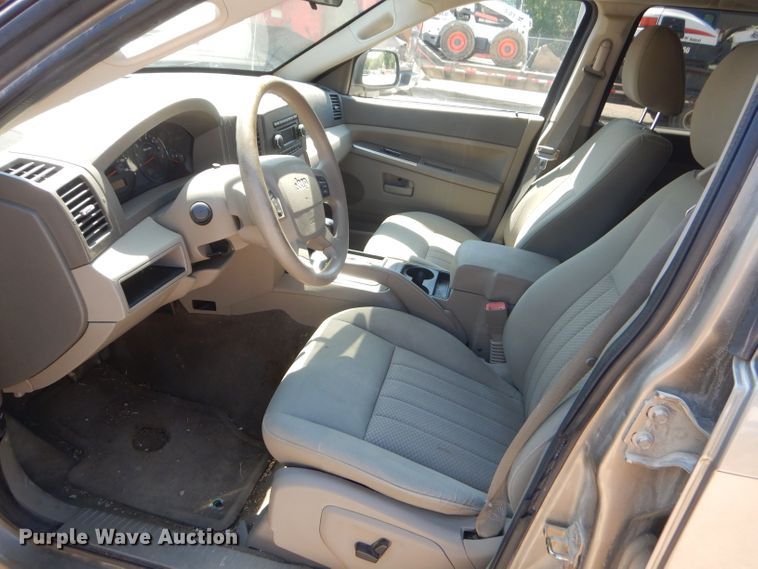 image for item FC9763 2006 Jeep Grand Cherokee Laredo SUV