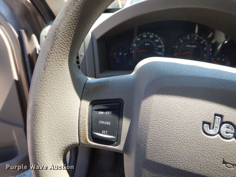 image for item FC9763 2006 Jeep Grand Cherokee Laredo SUV