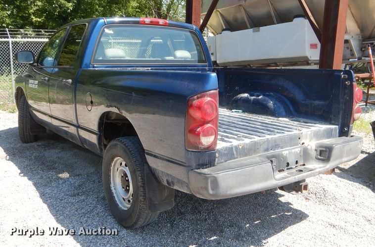 image for item FC9764 2007 Dodge Ram 1500 Quad Cab pickup truck