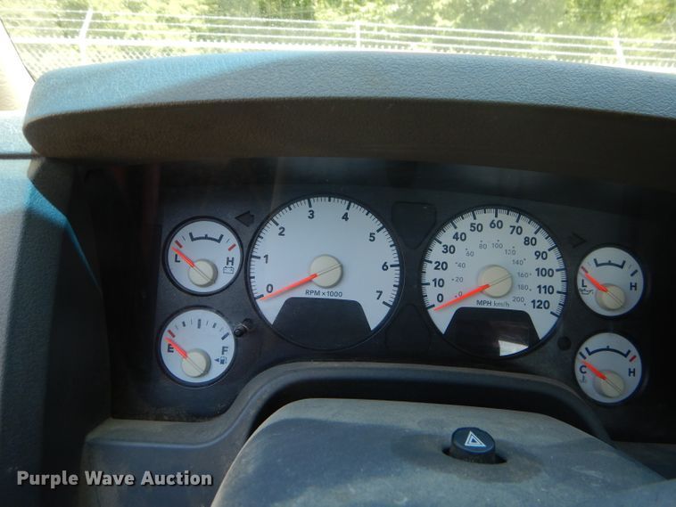 image for item FC9764 2007 Dodge Ram 1500 Quad Cab pickup truck