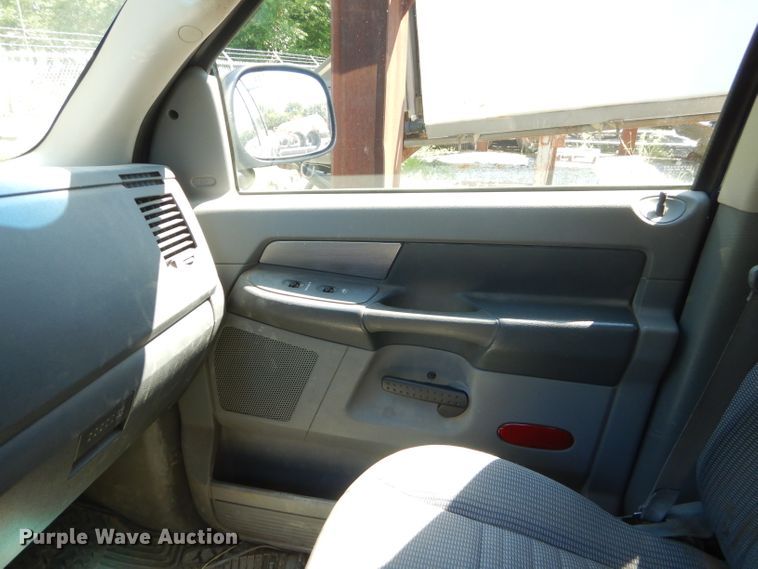 image for item FC9764 2007 Dodge Ram 1500 Quad Cab pickup truck