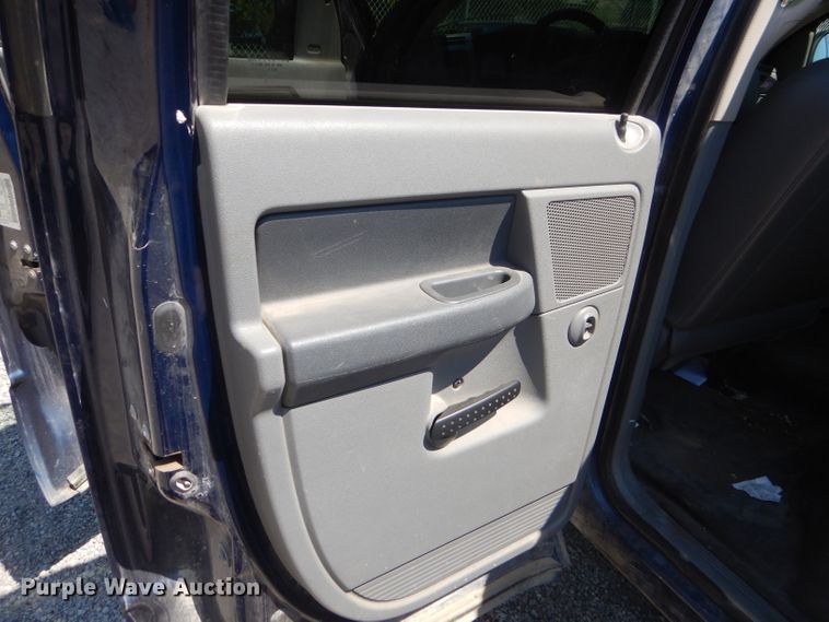 image for item FC9764 2007 Dodge Ram 1500 Quad Cab pickup truck