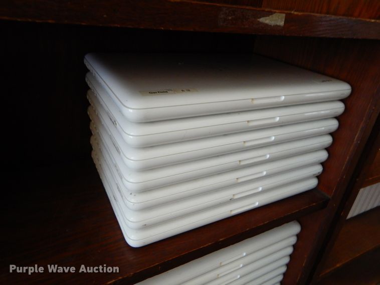 image for item FC9809 (55) MacBook laptops