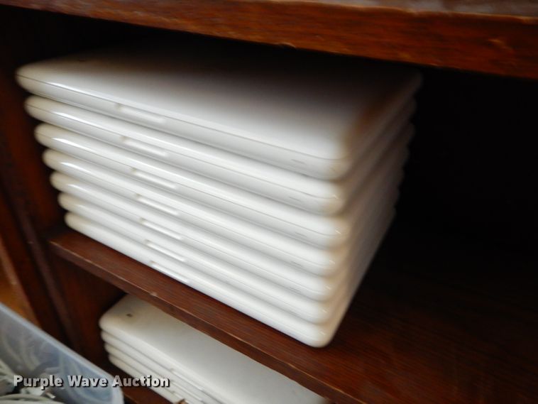 image for item FC9809 (55) MacBook laptops