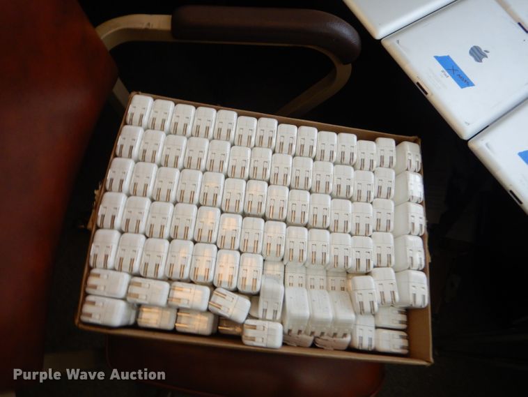 image for item FC9810 (35) Apple iPads