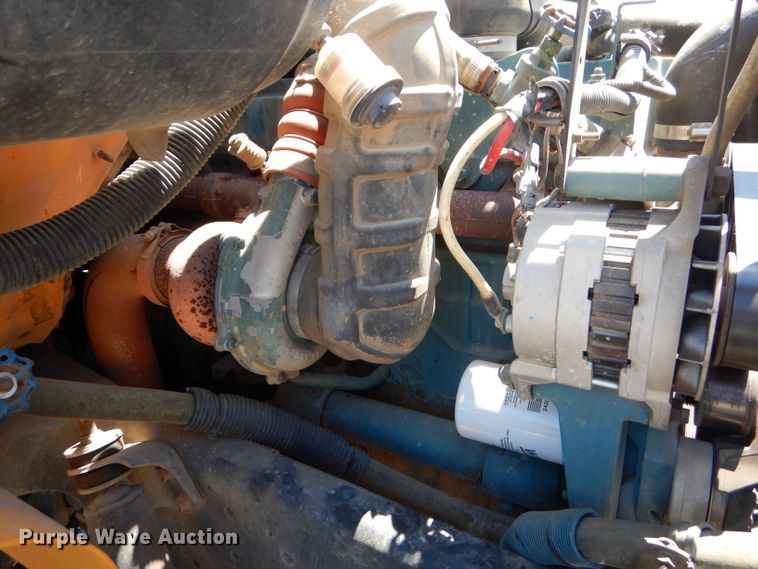 image for item FC9833 1995 International 3800 school bus