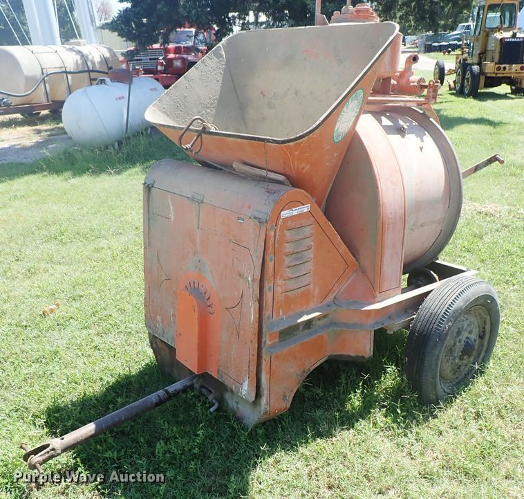 image for item FE9984 Cement mixer