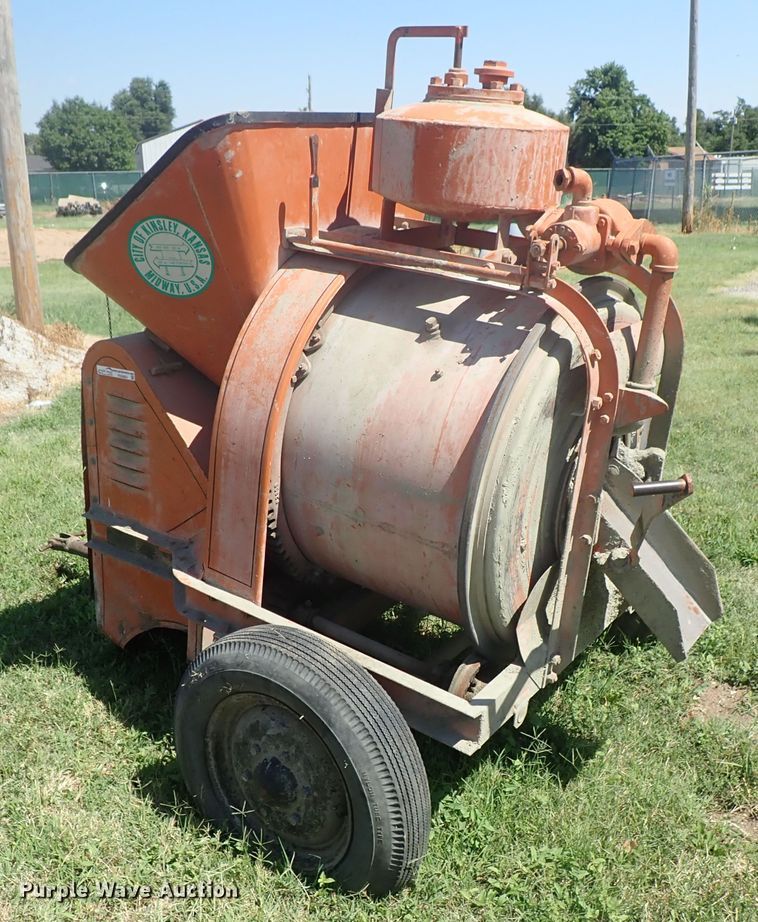 image for item FE9984 Cement mixer