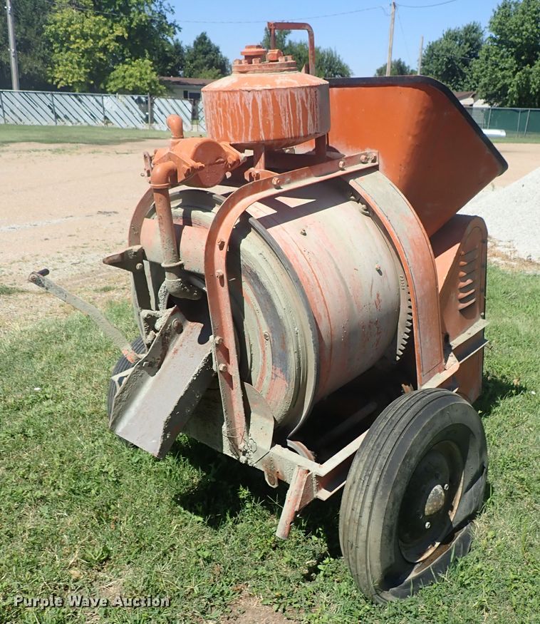 image for item FE9984 Cement mixer
