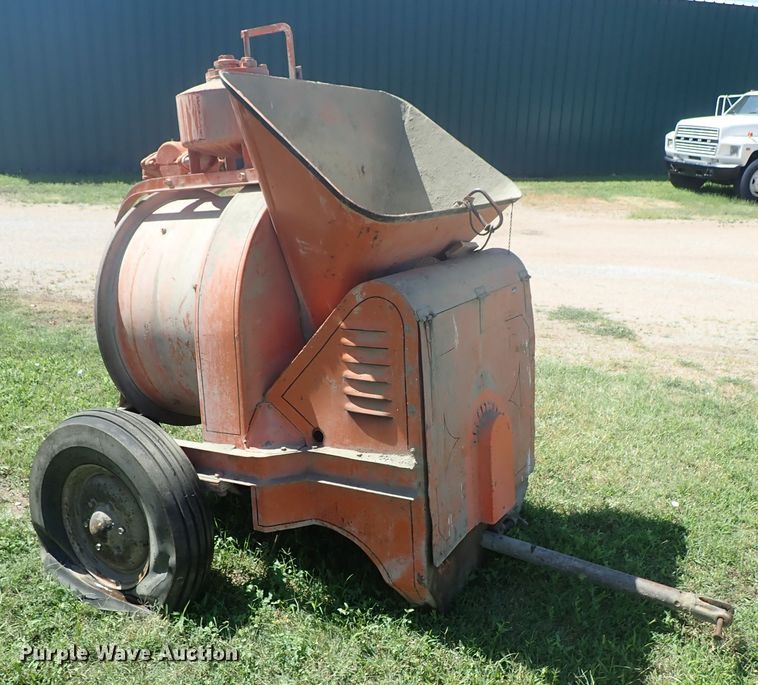 image for item FE9984 Cement mixer