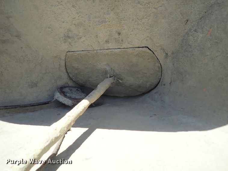 image for item FE9984 Cement mixer