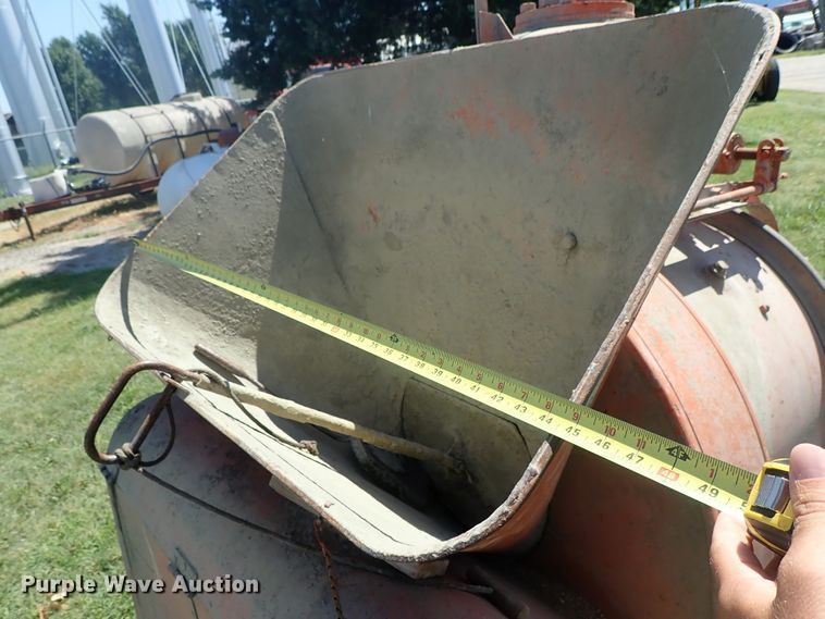 image for item FE9984 Cement mixer