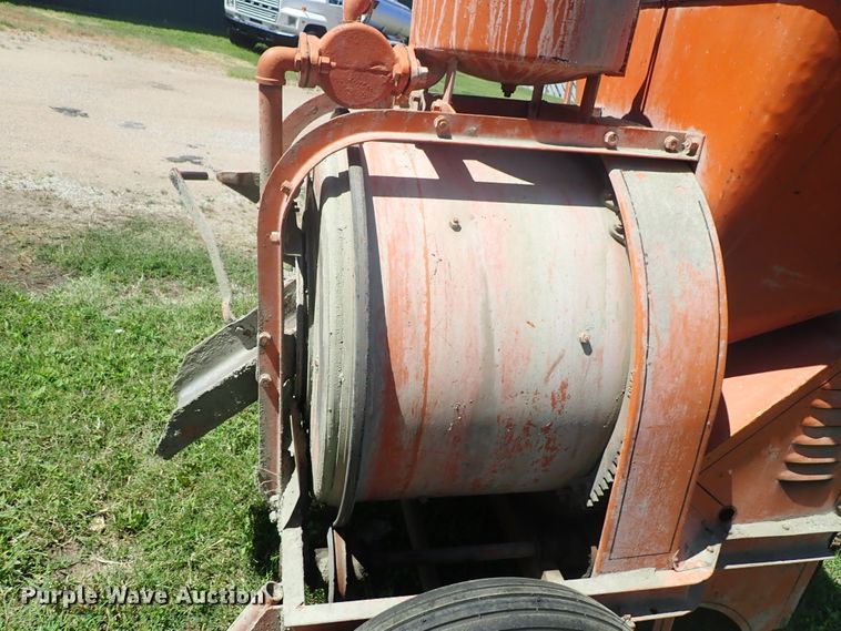 image for item FE9984 Cement mixer