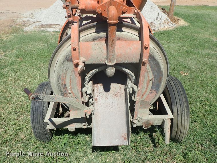 image for item FE9984 Cement mixer