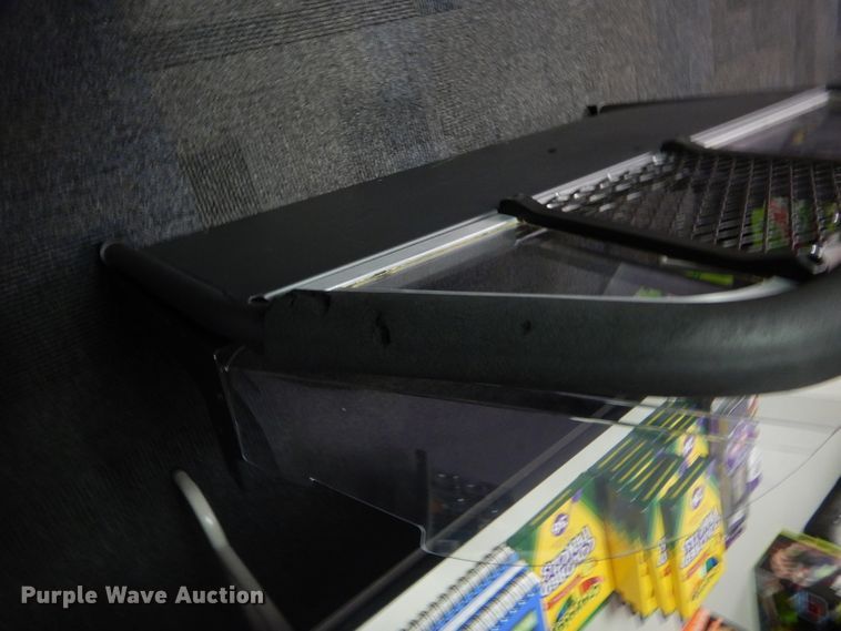 image for item FI9966 2010 Chevrolet Impala cage divider