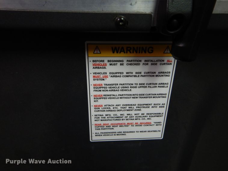 image for item FI9966 2010 Chevrolet Impala cage divider