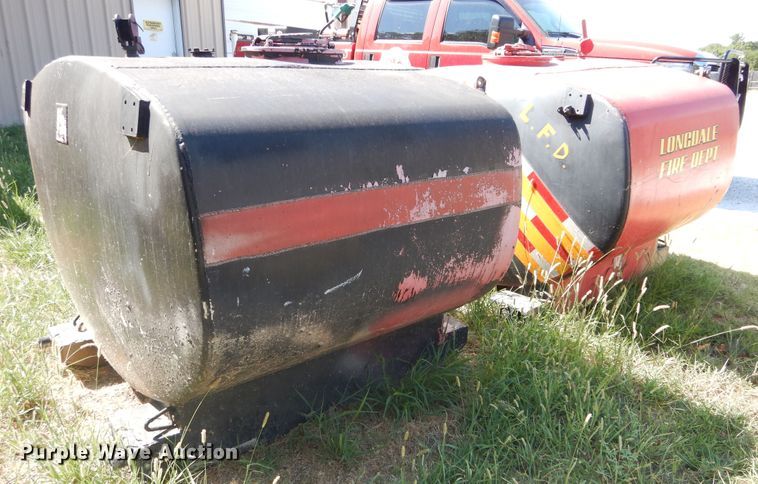 image for item FI9976 (2) fuel tanks