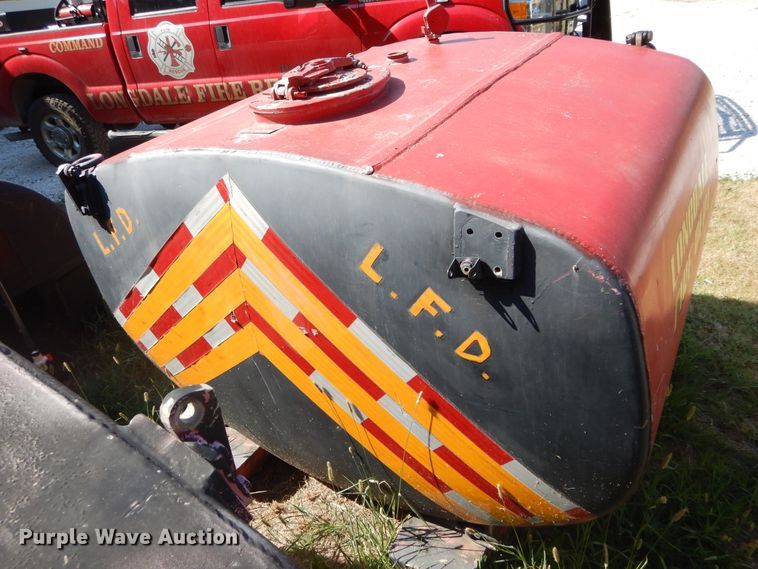 image for item FI9976 (2) fuel tanks