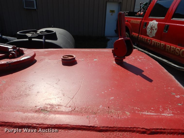 image for item FI9976 (2) fuel tanks