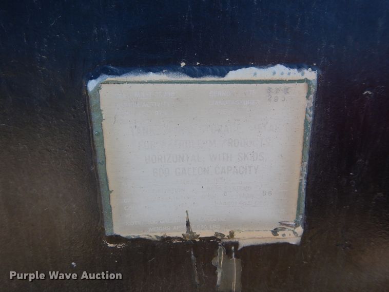 image for item FI9976 (2) fuel tanks