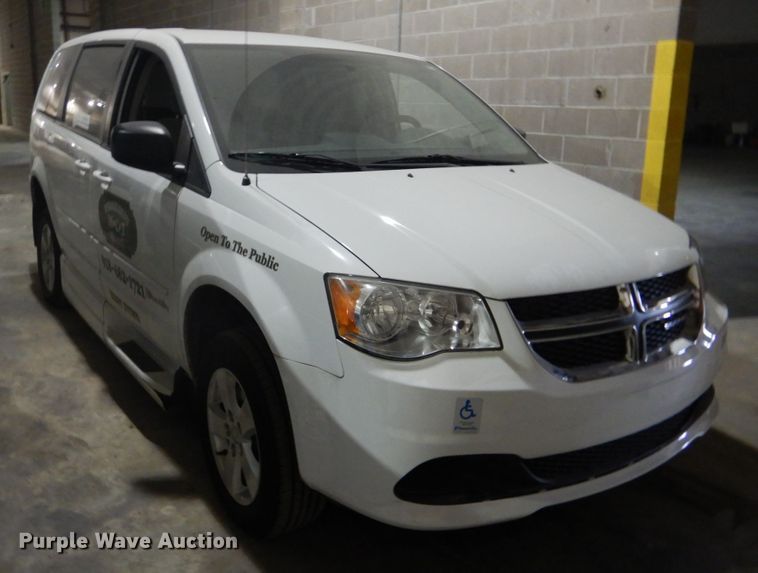 image for item FT9360 2014 Dodge Grand Caravan van