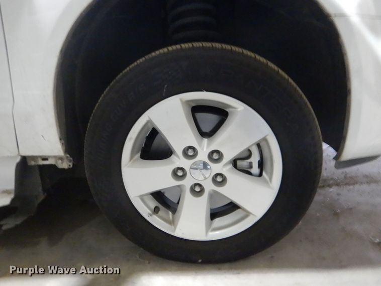 image for item FT9360 2014 Dodge Grand Caravan van