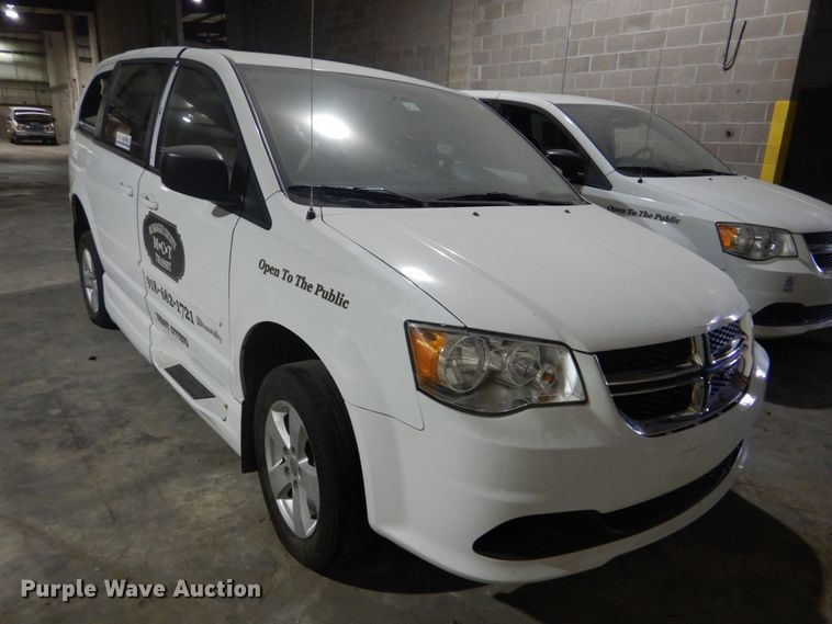 image for item FT9361 2014 Dodge Grand Caravan van