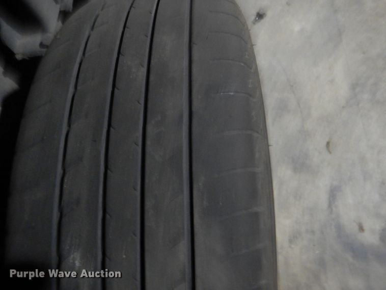 image for item FT9361 2014 Dodge Grand Caravan van