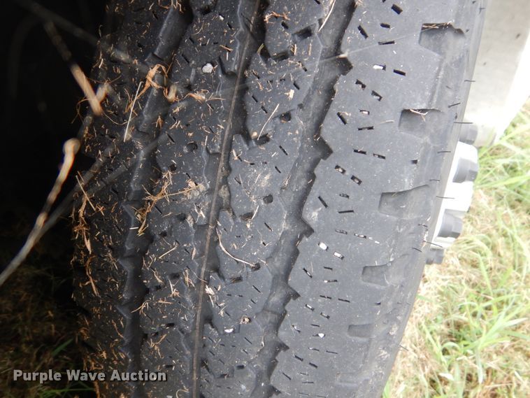 image for item FT9362 2010 Chevrolet Express G4500 shuttle bus