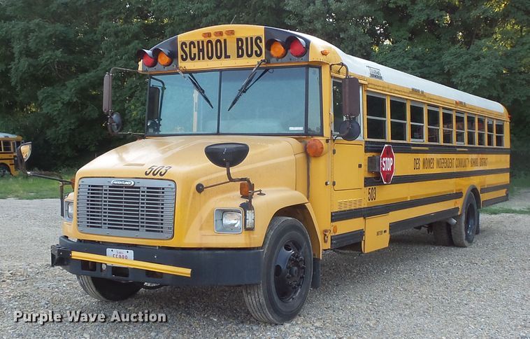 image for item FU9299 2005 Freightliner FS65 Thomas school bus