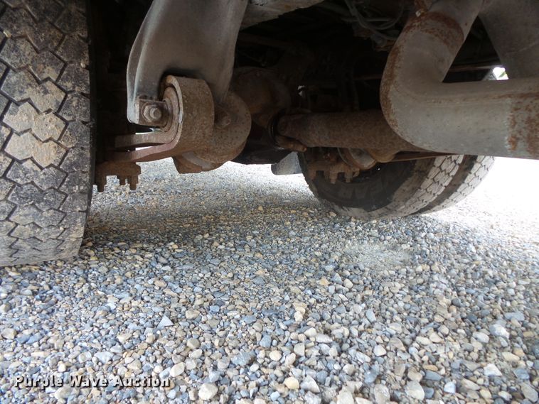 image for item FU9299 2005 Freightliner FS65 Thomas school bus