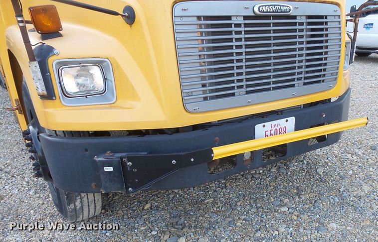 image for item FU9299 2005 Freightliner FS65 Thomas school bus