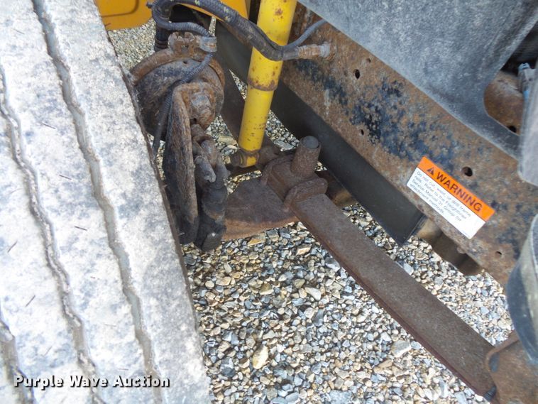 image for item FU9299 2005 Freightliner FS65 Thomas school bus