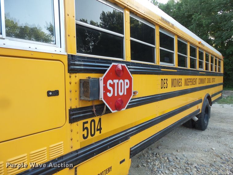 image for item FU9300 2005 Freightliner FS65 Thomas school bus