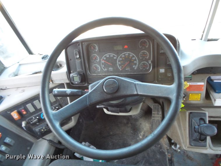 image for item FU9300 2005 Freightliner FS65 Thomas school bus