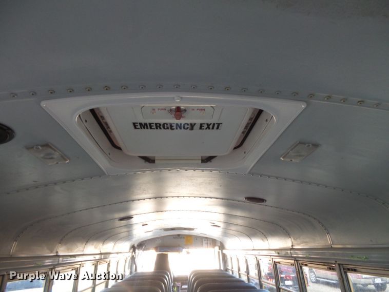 image for item FU9300 2005 Freightliner FS65 Thomas school bus