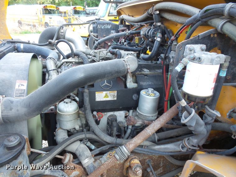 image for item FU9300 2005 Freightliner FS65 Thomas school bus