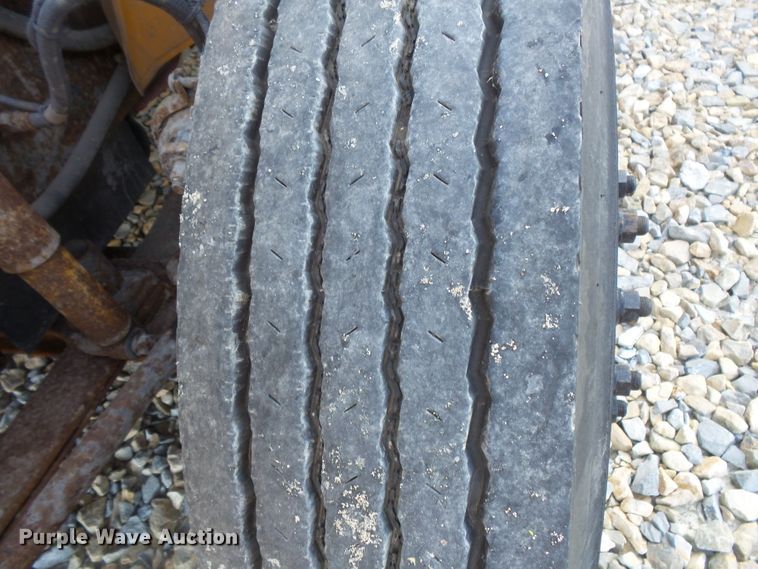 image for item FU9300 2005 Freightliner FS65 Thomas school bus