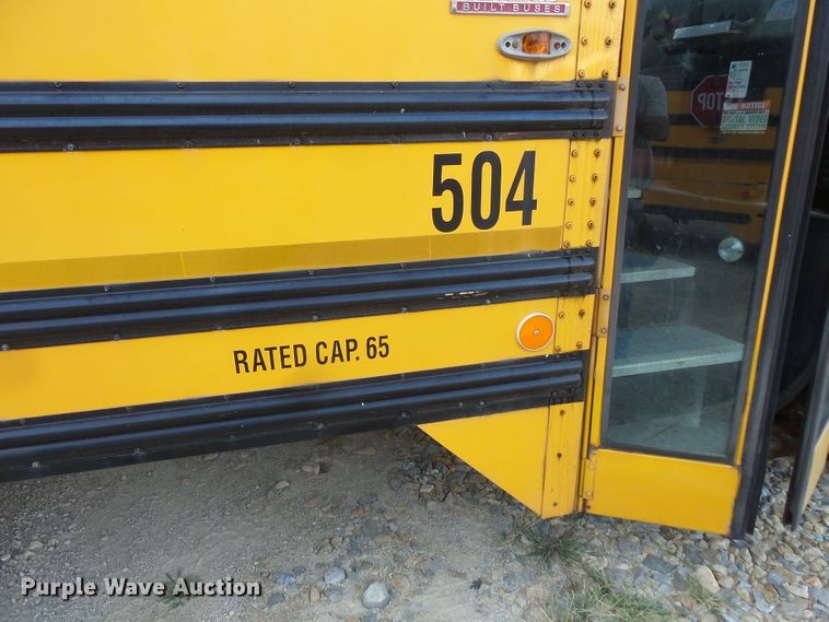 image for item FU9300 2005 Freightliner FS65 Thomas school bus