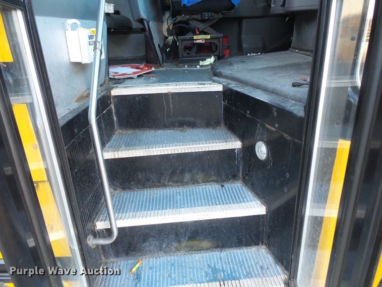 image for item FU9301 2009 Freightliner B2 Thomas school bus