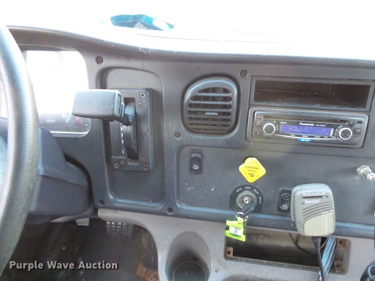 image for item FU9301 2009 Freightliner B2 Thomas school bus