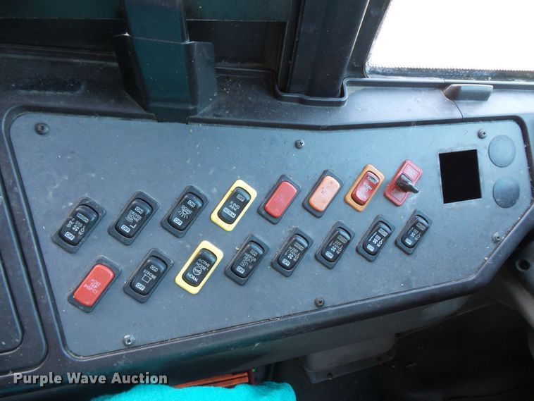 image for item FU9301 2009 Freightliner B2 Thomas school bus