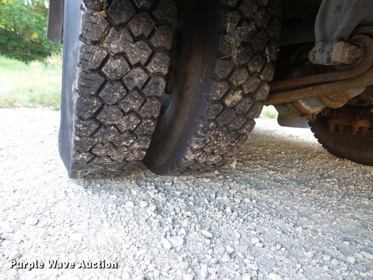 image for item FU9301 2009 Freightliner B2 Thomas school bus