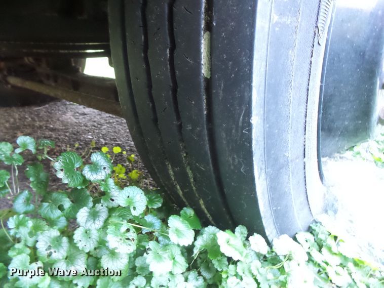 image for item FU9302 2003 Thomas Built Saf-T-Liner MVP EF school bus