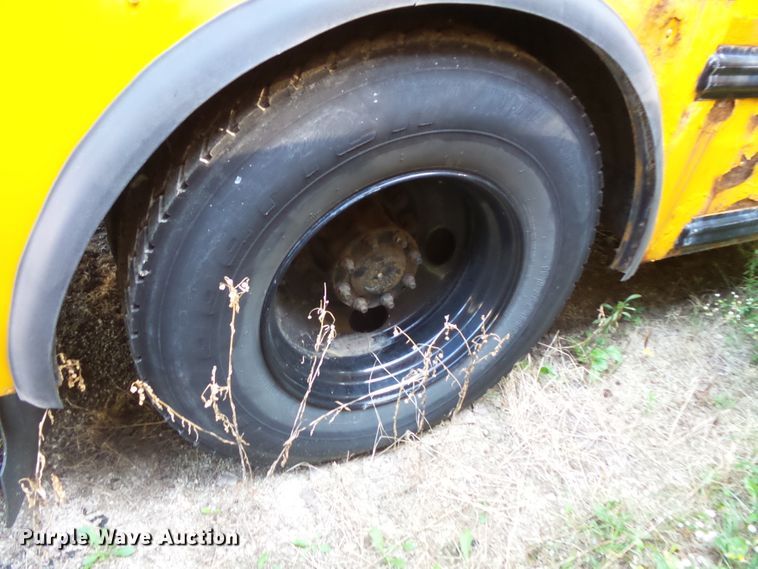 image for item FU9303 2010 Thomas Built Saf-T-Liner EF school bus