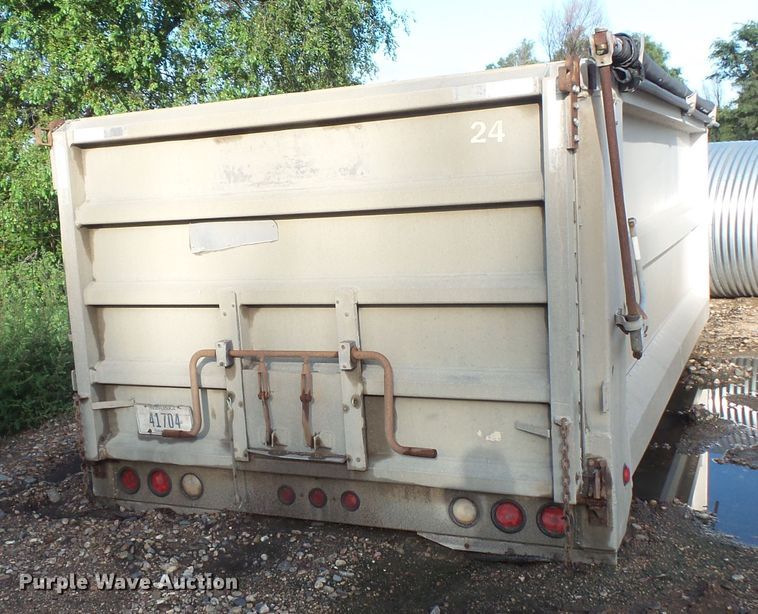 image for item FU9330 Aluminum dump bed