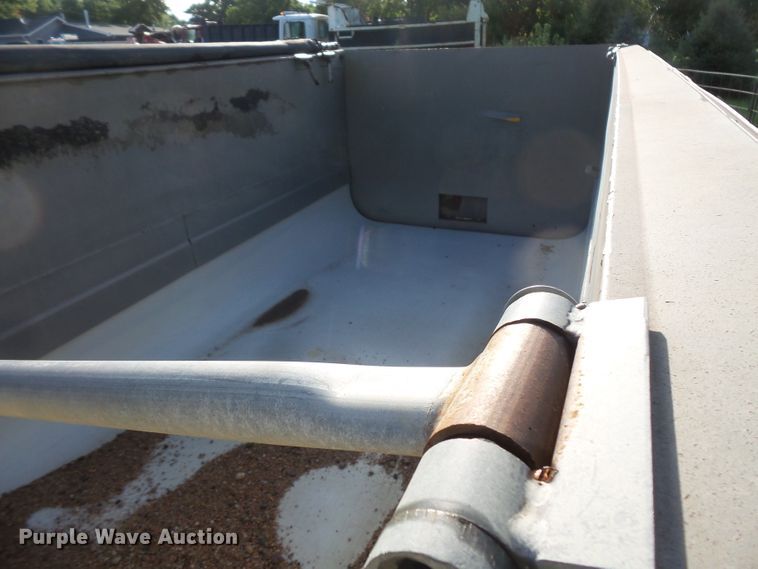 image for item FU9330 Aluminum dump bed