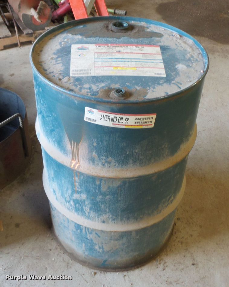 image for item FU9331 (2) barrels of oil