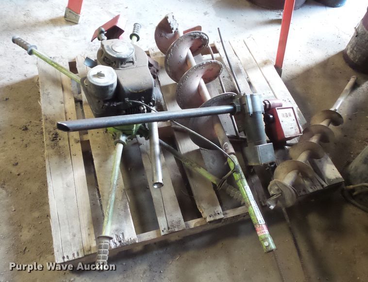 image for item FU9332 Post hole auger